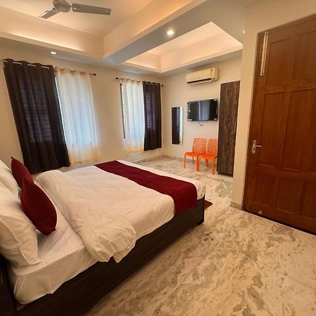Hl Grand Hotel Lucknow Dış mekan fotoğraf